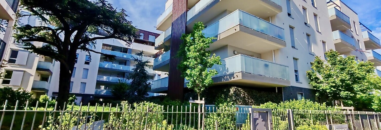 Garage  14 m² à vendre à Villeurbanne (69100)