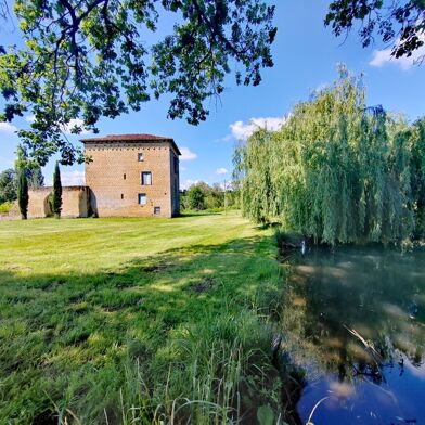 Maison 7 pièces 349000 €