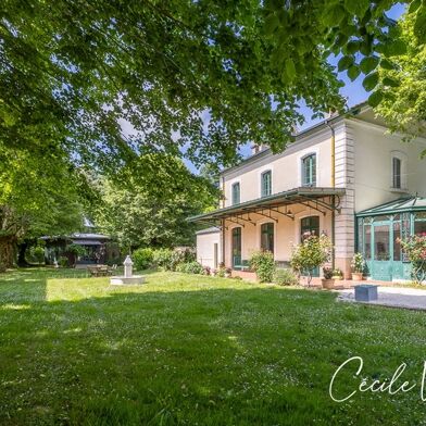 Maison 10 pièces 693000 €