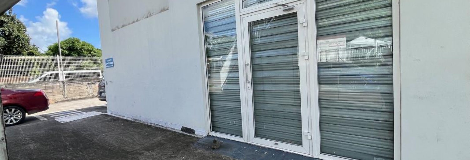 property.type.service   m² à louer à Le Lamentin (97232)