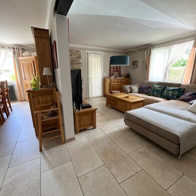 Maison 5 pièces 738000 €