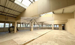 Local industriel  450 m² à vendre à Nanterre (92000)