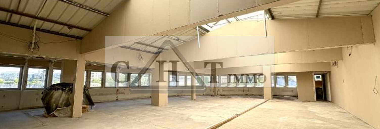 Local industriel  450 m² à vendre à Nanterre (92000)