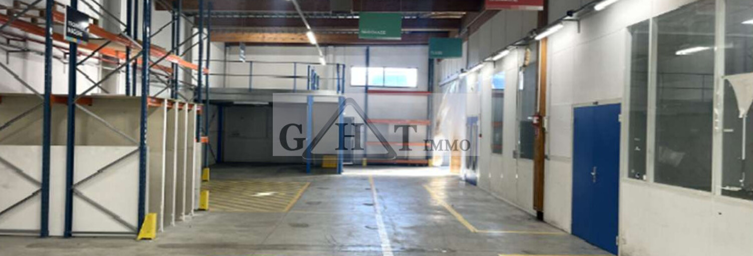 Local industriel  1420 m² à louer à Colombes (92700)