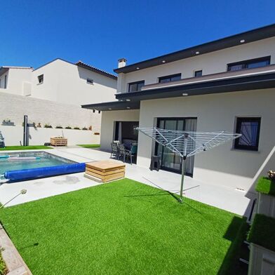 Maison 5 pièces 497000 €