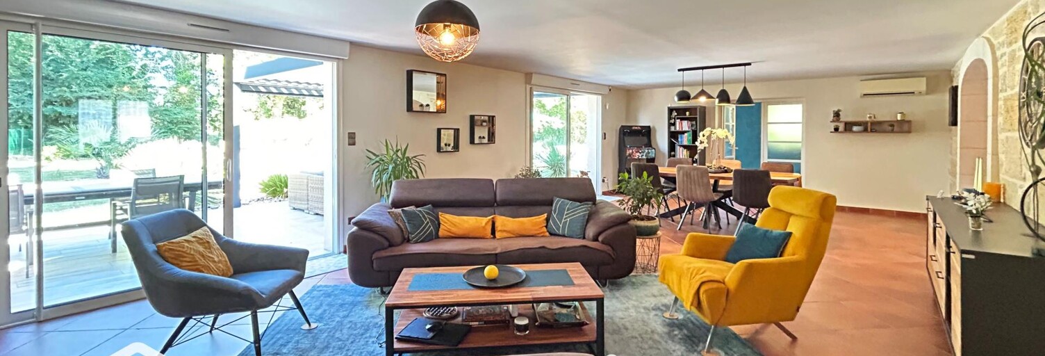 Maison 8 Pièces 223 m² à vendre à Vayres (33870)