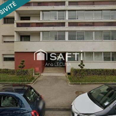 Appartement 5 pièces 171000 €