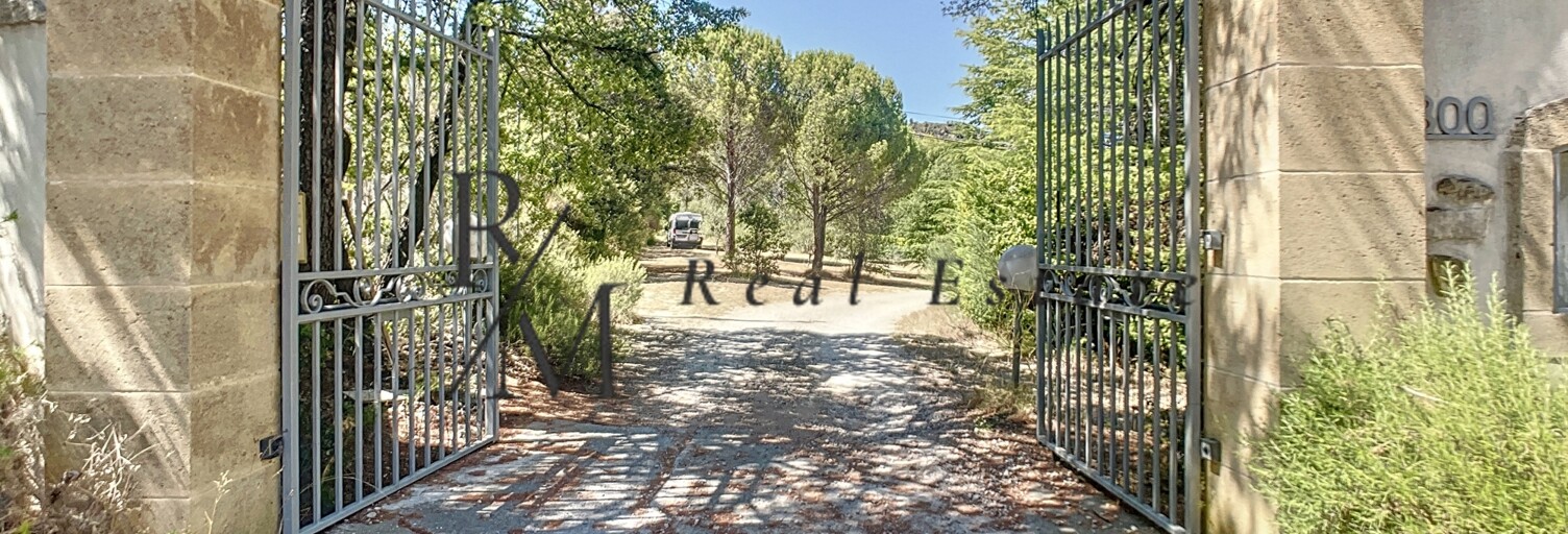 Maison 16 Pièces 330 m² à vendre à Rognes (13840)