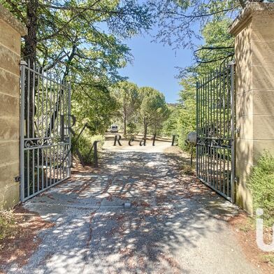 Maison 16 pièces 830000 €