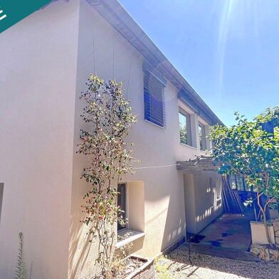 Maison 7 pièces 379000 €