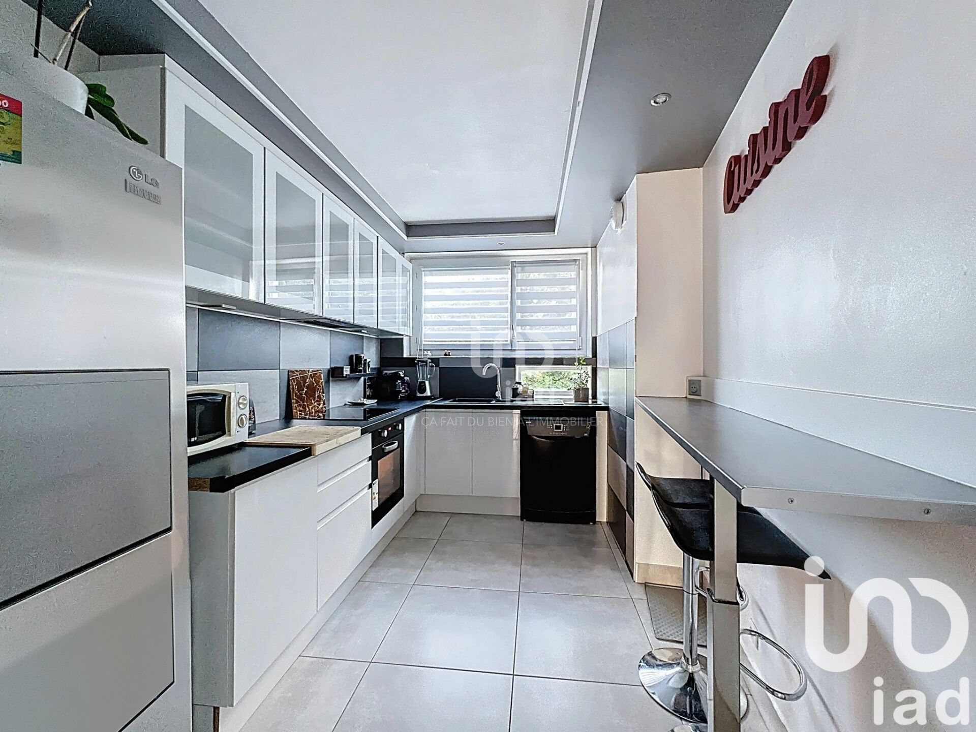Vente Appartement 3 pièces - Photo 2
