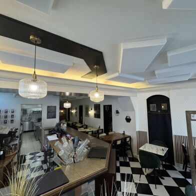 Commerce  159000 €