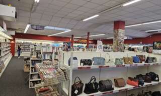 Commerce  715 m² à louer à Angoulême (16000)