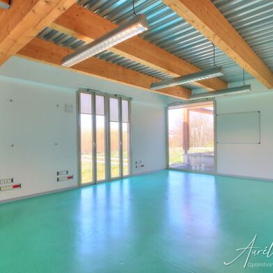 Bureau 10 pièces 319000 €