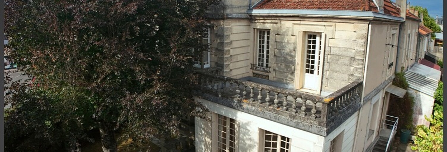 Maison 16 Pièces 345 m² à vendre à Sainte-Foy-la-Grande (33220)