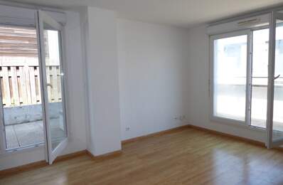 Chartres agglomération bel appartement  3 chambres Terrasse triple exposition de 60m2 — photo du bien