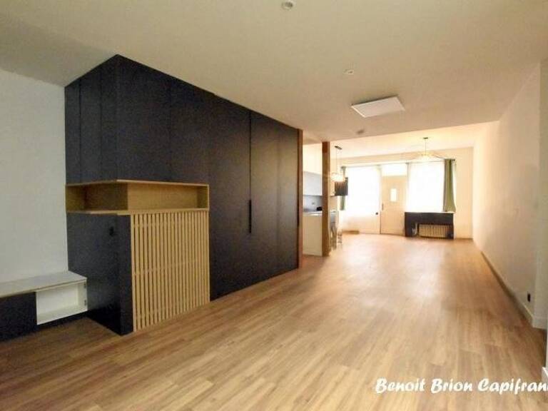 Maison de ville 148 m² – Centre d’Antrain – 4 chambres – Grande cave — photo 1