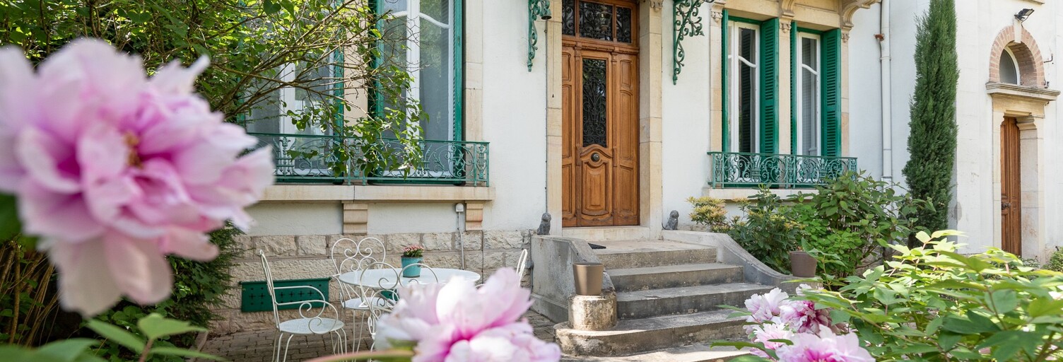 Maison 10 Pièces 250 m² à vendre à Dijon (21000)