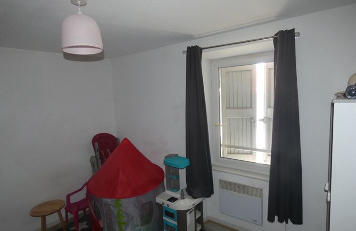 Appartement T3 avec balcon, cave et grenier — photo 5