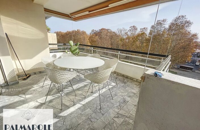 Perpignan Cours palmarole  - Appartement T3 traversant avec terrasse, parking privé et cave — photo 3