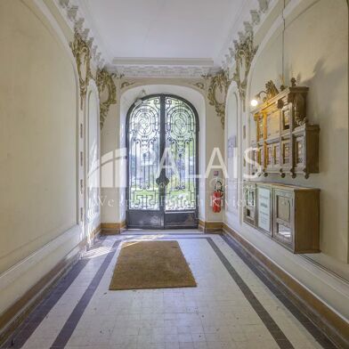 Appartement 6 pièces 763200 €