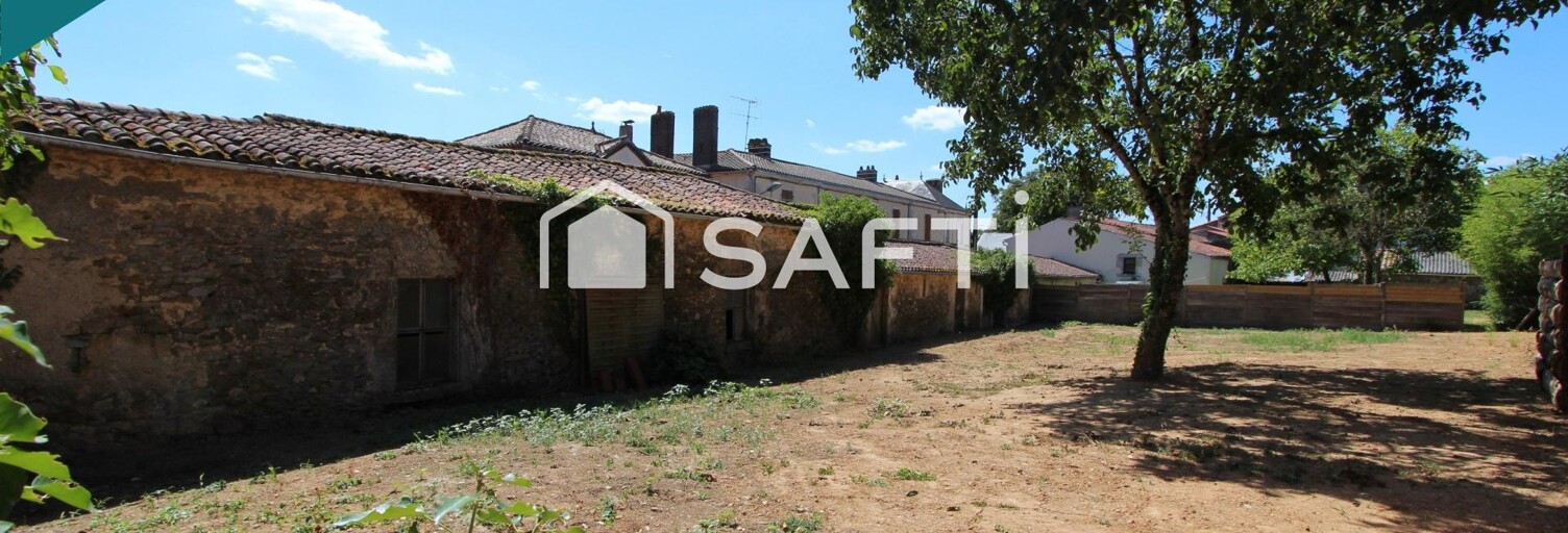 Immeuble  125 m² à vendre à La Châtaigneraie (85120)