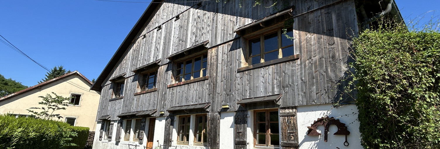 Maison 12 Pièces 265 m² à vendre à Les Gras (25790)