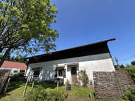 MAISON ANCIENNE BAIGNEE DE CALME ET DE VERDURE — photo 2