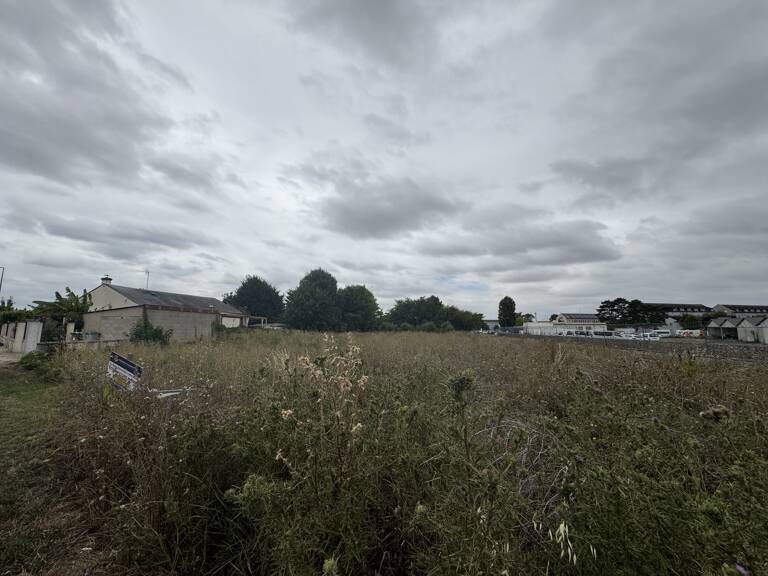 Terrain à vendre – 1 122 m² – Boulay-les-Barres (45140) – 48 000 € — photo 1