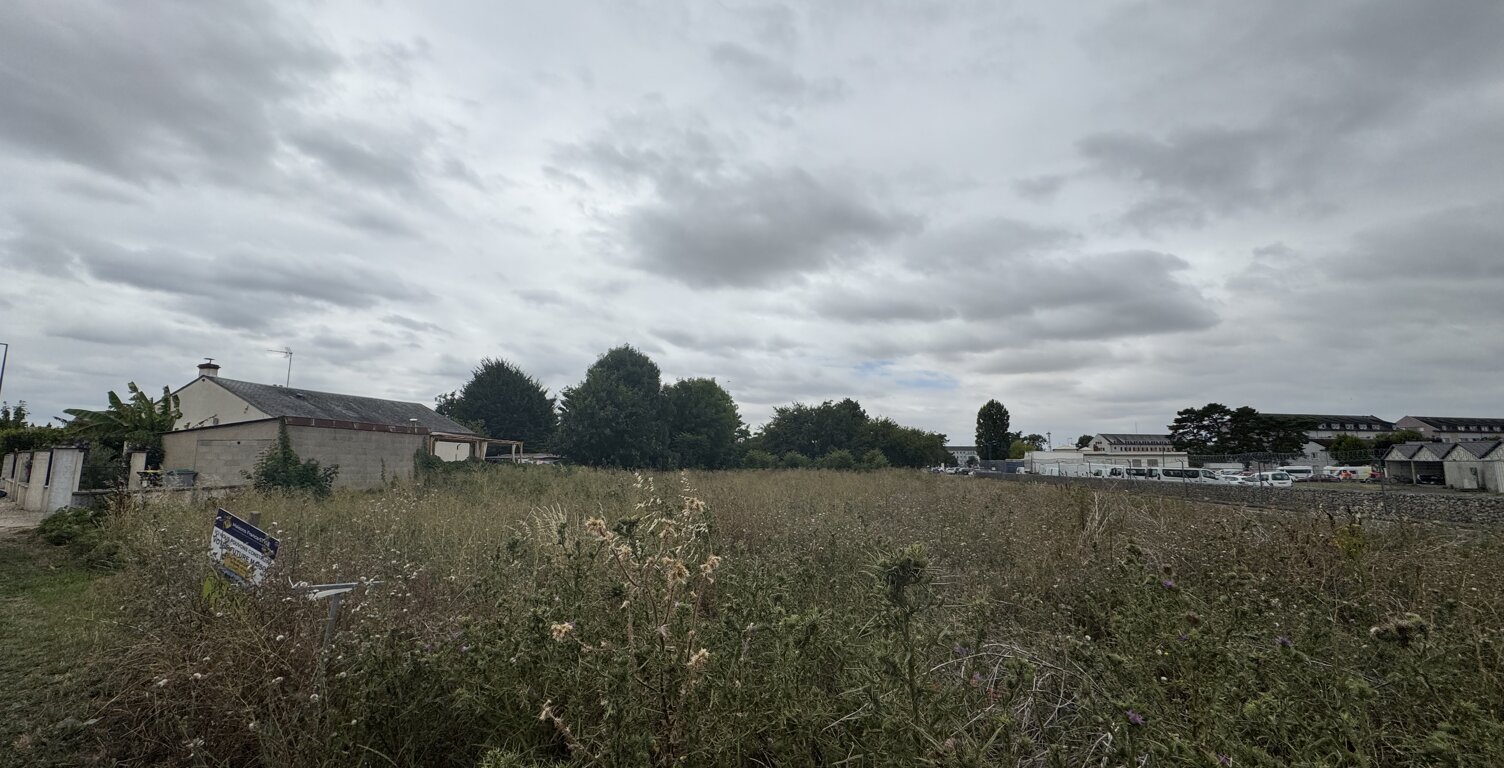 Terrain à vendre – 1 122 m² – Boulay-les-Barres (45140) – 48 000 € — photo 1
