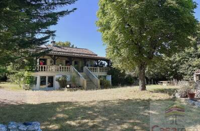 Maison en pierre — photo du bien