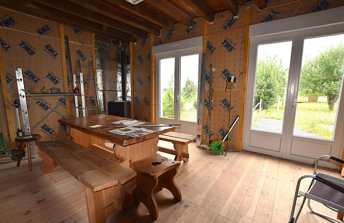 Charmante maison de bourg avec cinq chambres et dépendances sur parcelle de 790 m² : — photo 5