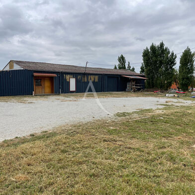 Commerce 8 pièces 142000 €