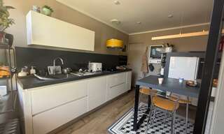 Maison 12 Pièces 302 m² à vendre à Montcuq-en-Quercy-Blanc (46800)