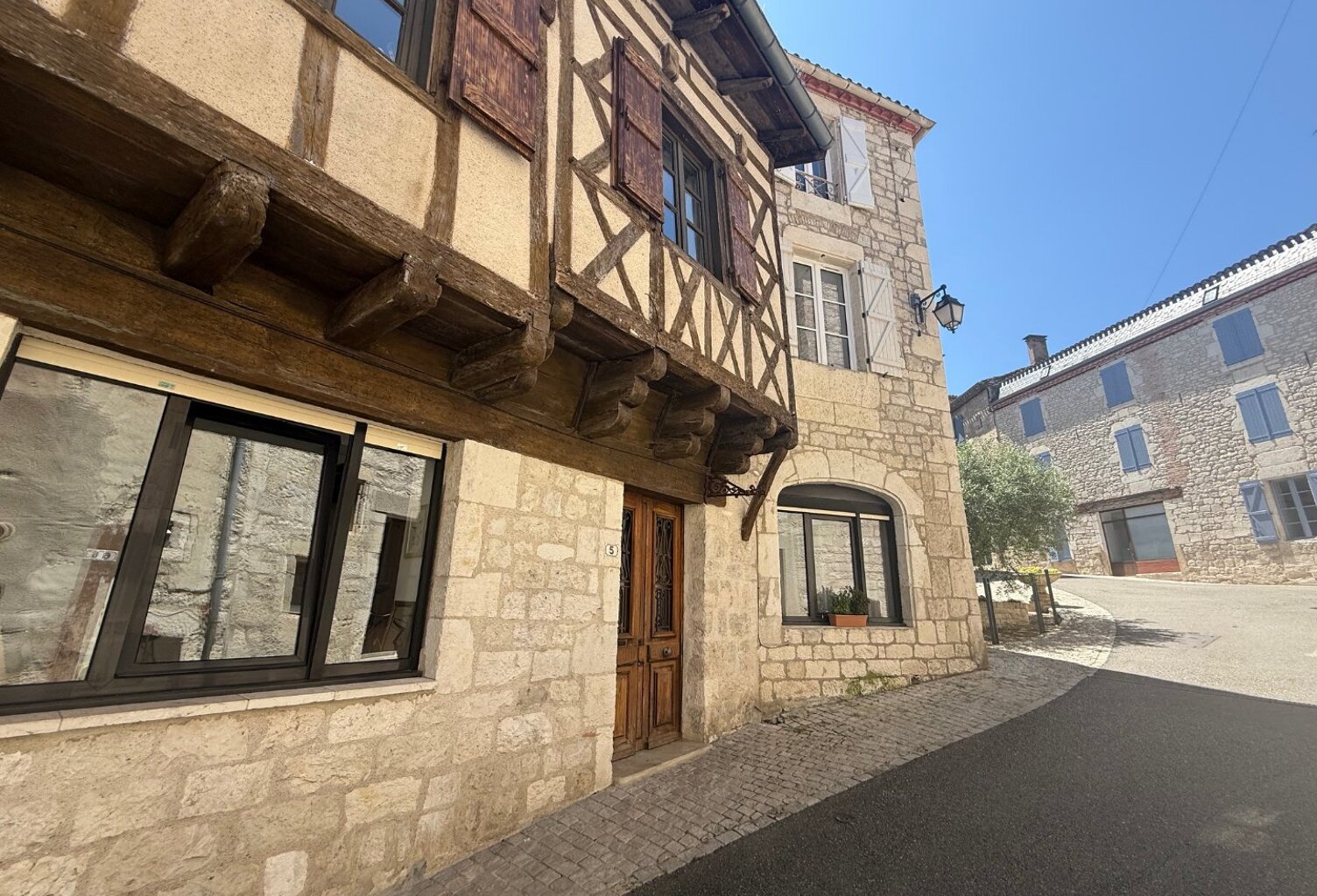 Maison — photo 1