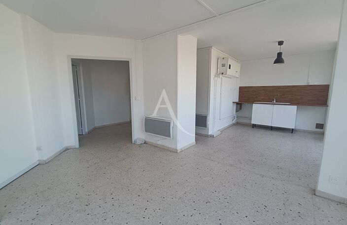 Balaruc Les Bains - Appartement T2 bis de 47M² avec balcons, cave et garage fermé... — photo 3