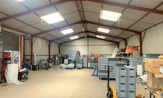 Bureau  750 m² à louer à Saint-Avertin (37550)