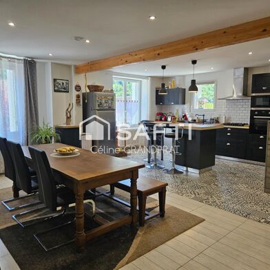 Maison 7 pièces 221000 €