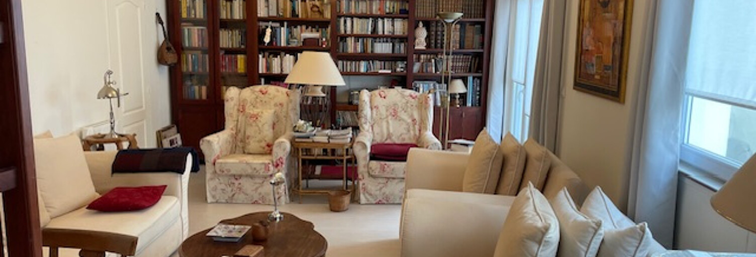 Immeuble  348 m² à vendre à Saint-Jean-de-Monts (85160)