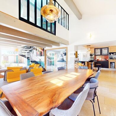 Maison 14 pièces 810000 €