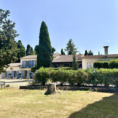 Maison 30 pièces 1200000 €