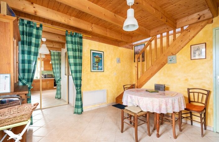 Maison en pierre de 3 pièces principales — photo 4
