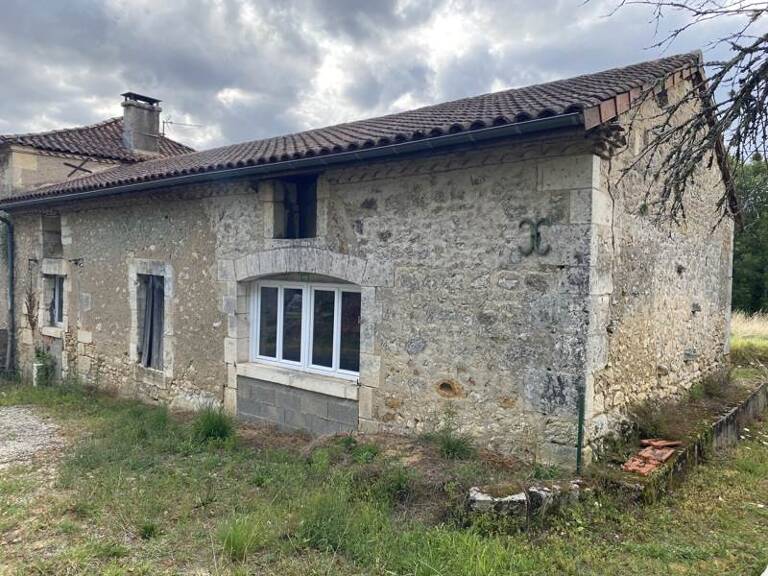 Maison en pierre de 2 pièces principales — photo 1