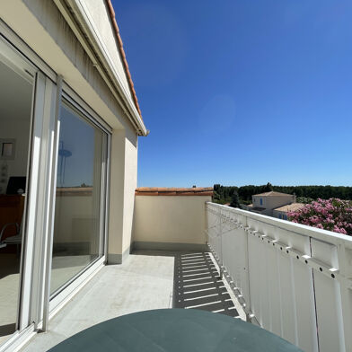 Appartement 3 pièces 242200 €