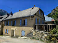 Charmante Maison de Village avec 3 Appartements - Proche Bar — photo 2