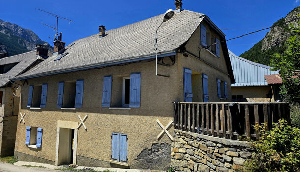 Immeuble  à vendre Thuiles (Les) 04400