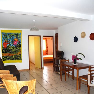 Immeuble  640000 €