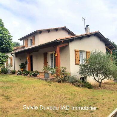 Maison 5 pièces 299000 €