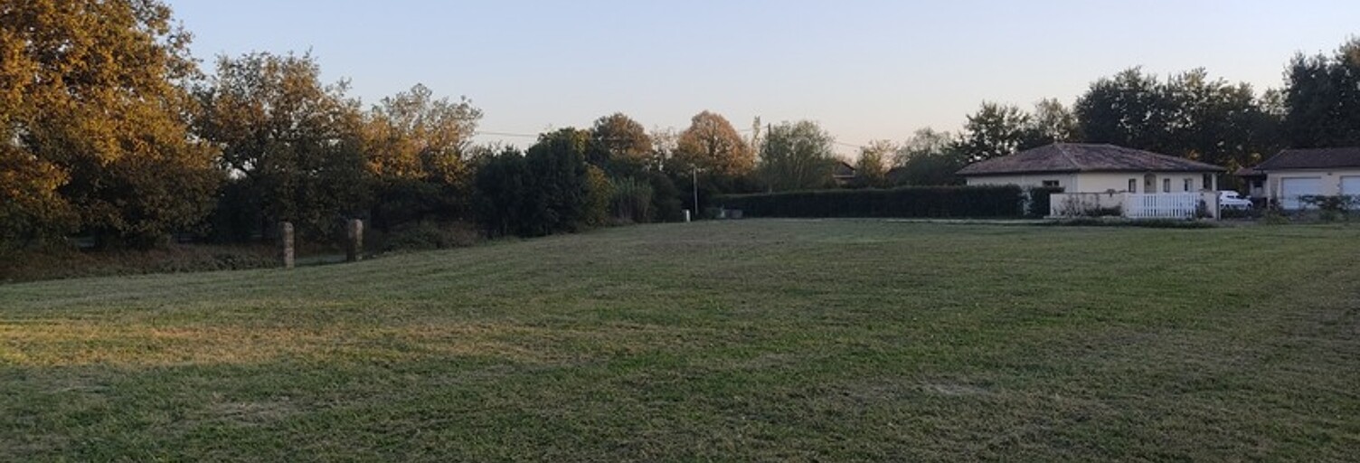 Terrain  2408 m² à vendre à Aire-sur-l'Adour (40800)