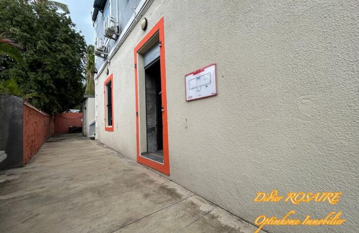 LOCAL COMMERCIAL/BUREAU à louer SAINT DENIS CENTRE (974) — photo 3